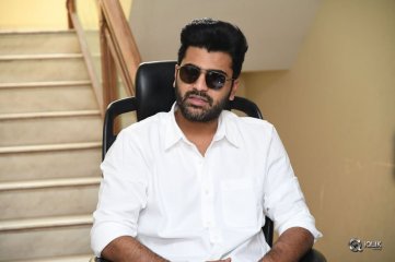 Sharwanand Interview About ShatamanamBhavati Movie